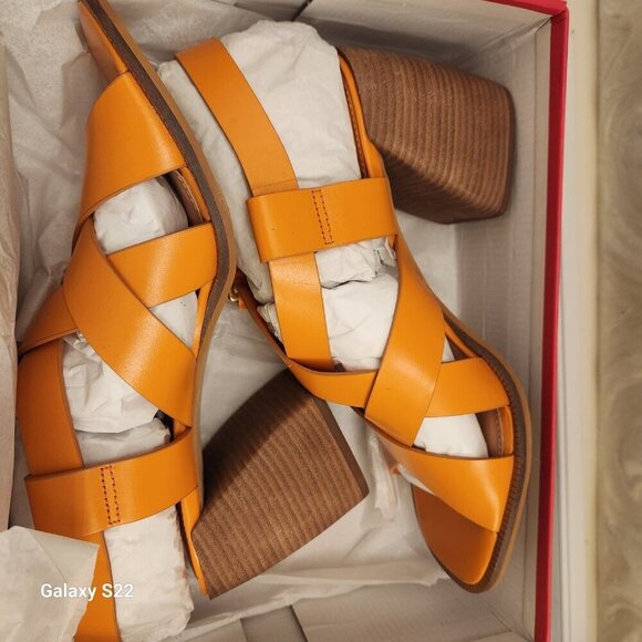 Vince Camuto Leather "Penina" Apricot Crush Block Heeled Sandals. 10. NIB - Picture 12 of 13